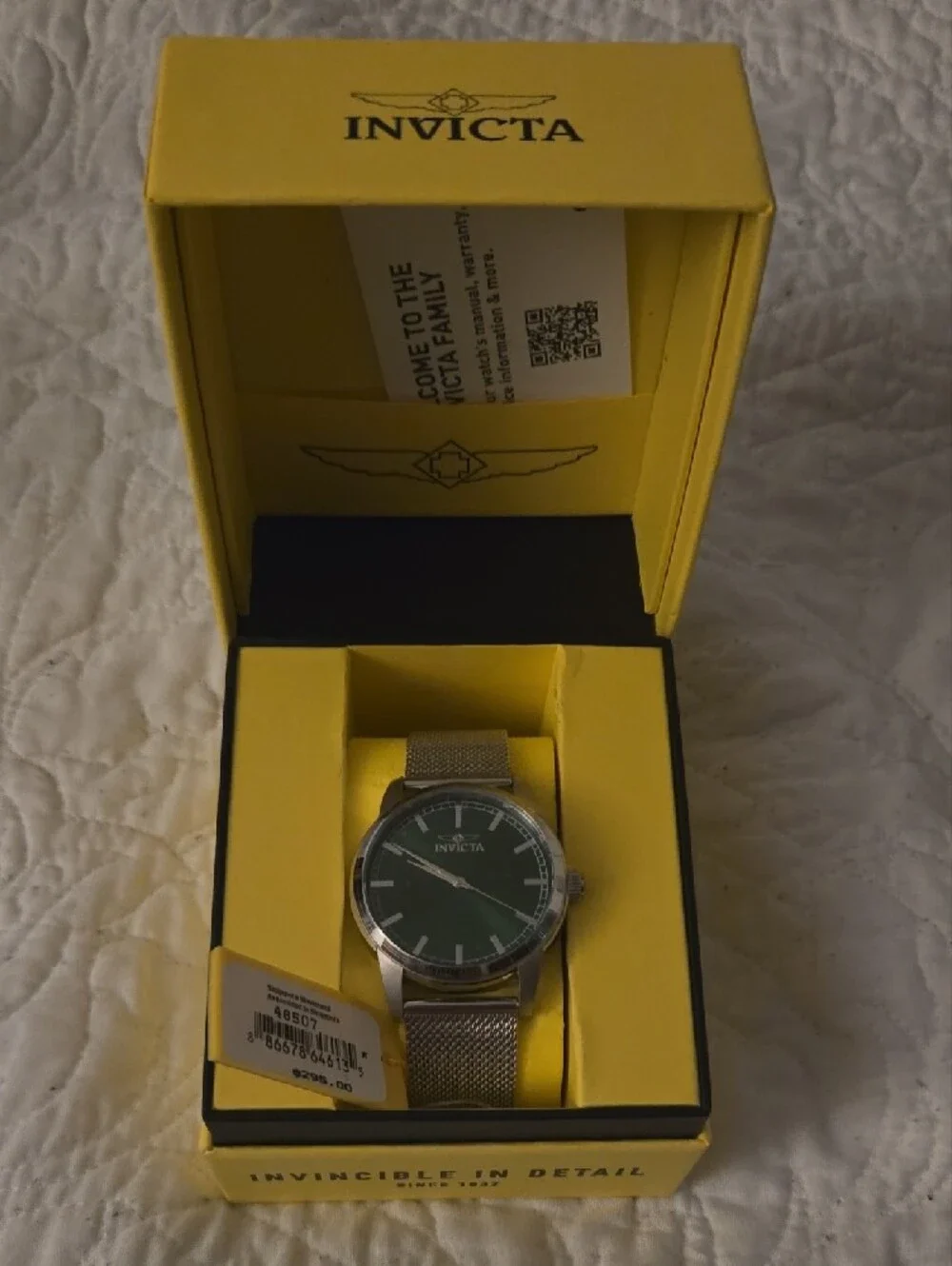 Invicta dial minimal aesthetic